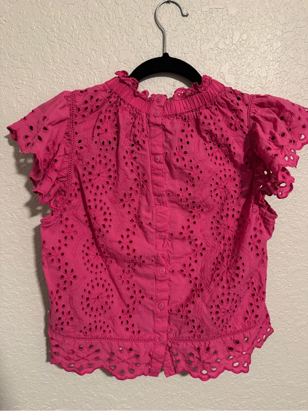 Jennifer & Grace Feminine Eyelet Flutter Sleeve Top in Magenta - Picture 3 of 4